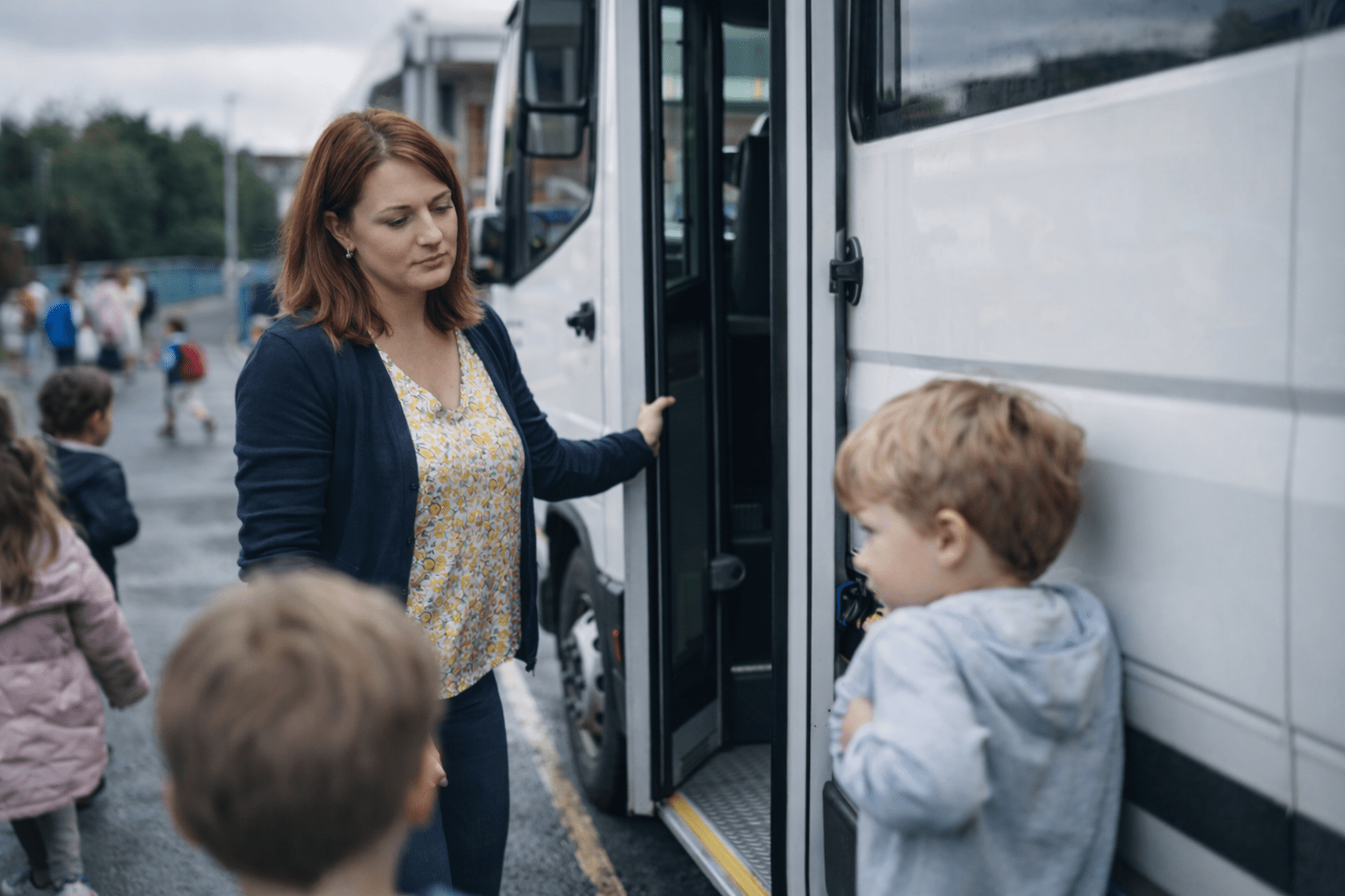 Yard, corridors & bus